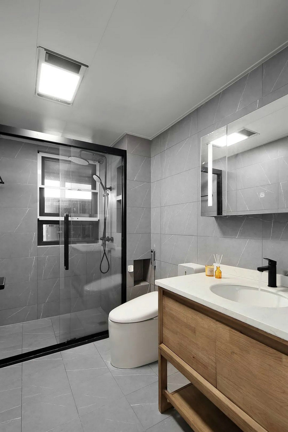 菩提苑125平現代風格裝修效果圖