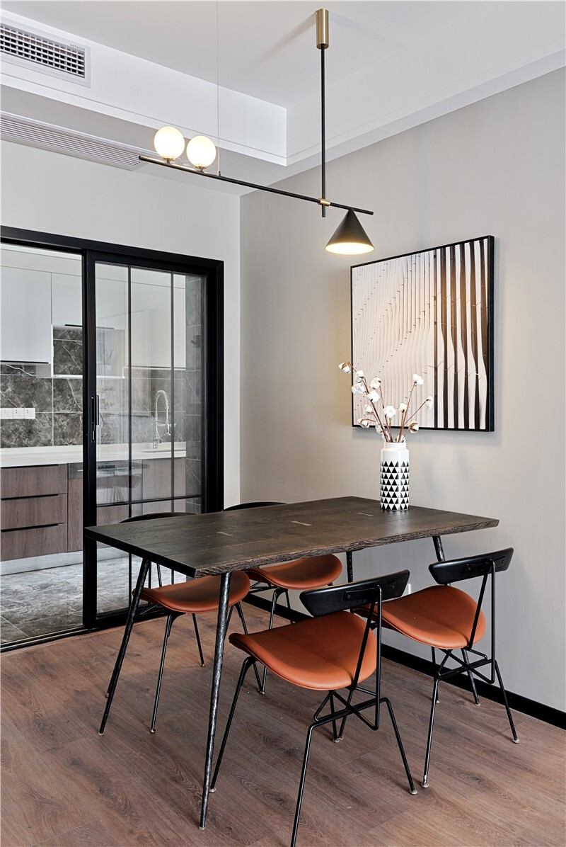 伊頓陽光現代風格裝修效果圖