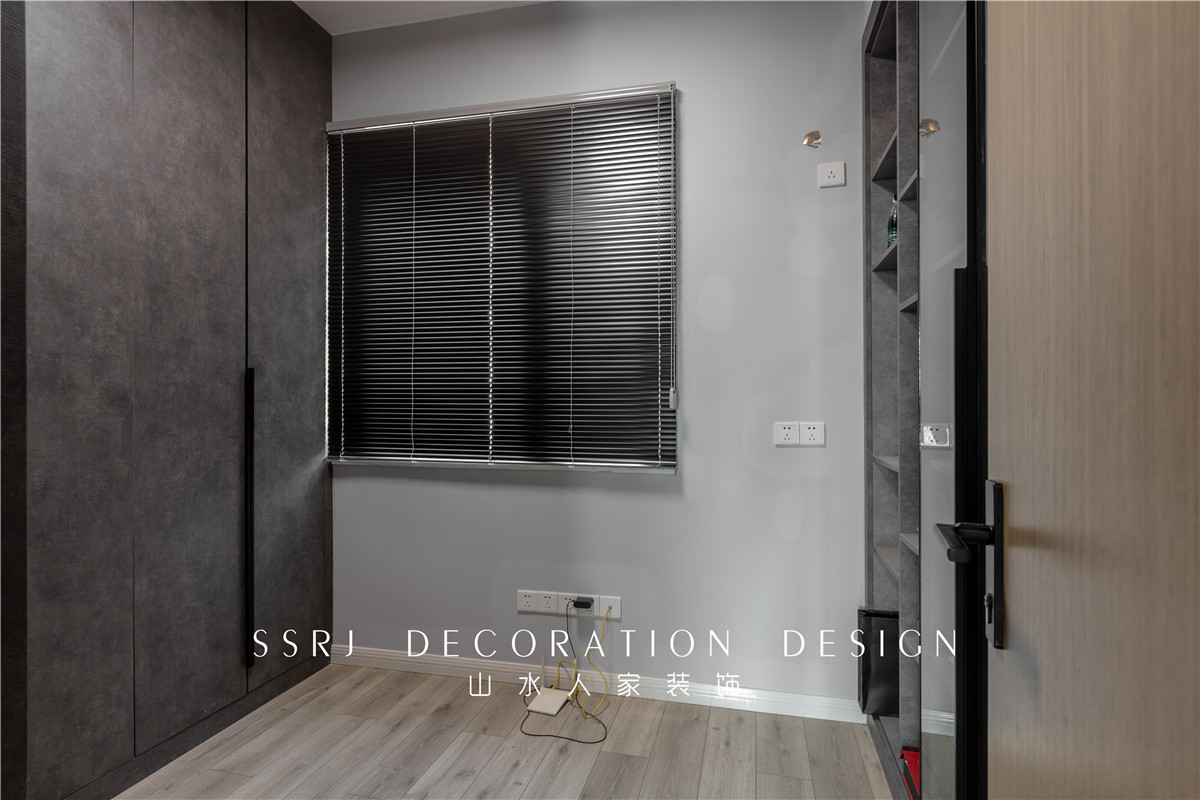 美加湖濱新城工業風格裝修效果圖