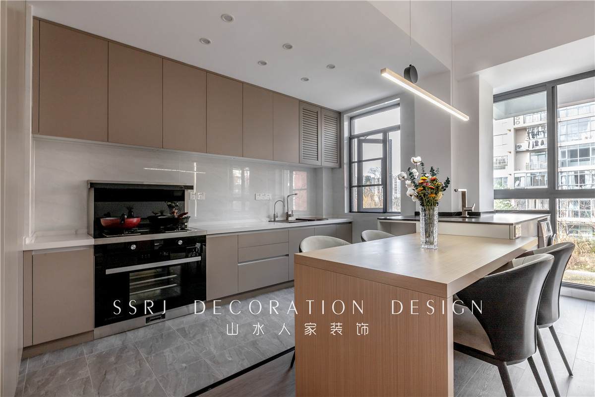 順馳泊林現代簡約風格裝修效果圖