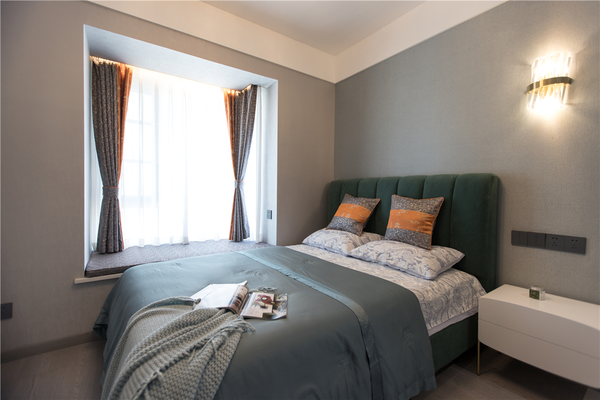 融僑悅府美式輕奢風格裝修效果圖